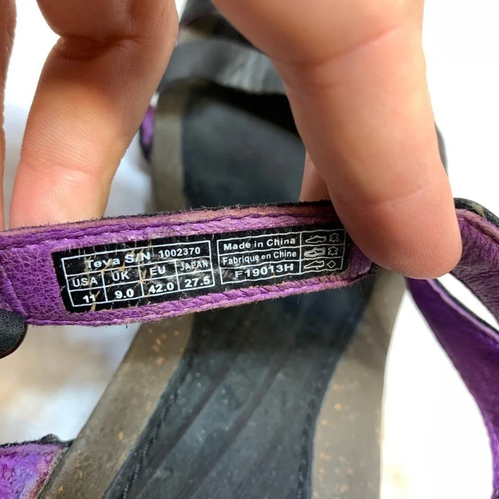 Teva Womens 11 Kayenta Wedge Sandals‎ Strappy Leather Black Purple 1002370
